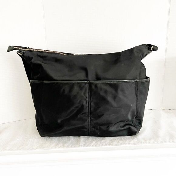 Kate Spade Stevie Black Spacious Nylon Diaper Baby Travel Bag Carryall - Picture 2 of 8